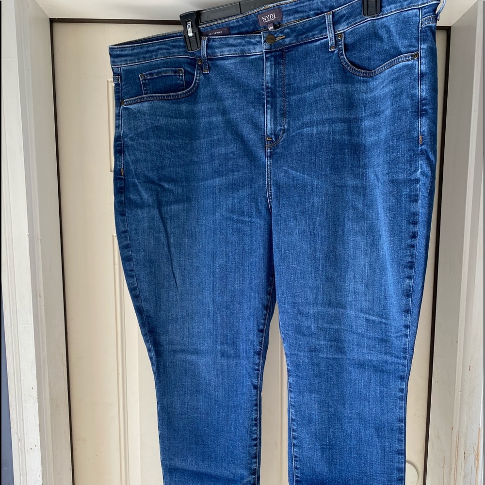 NYDJ size 24